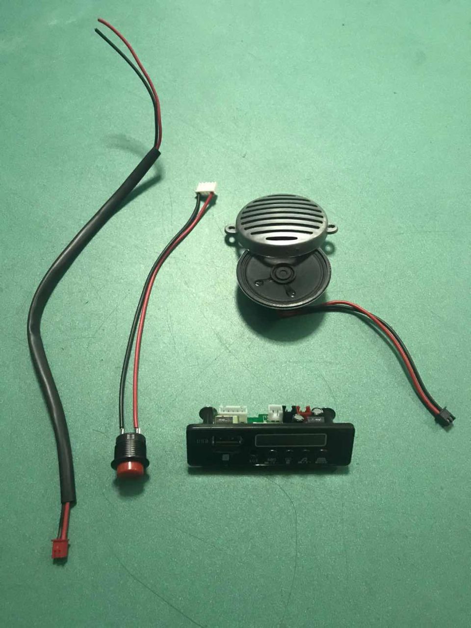 MP3 Çalar Kendinden Müzikli Takım